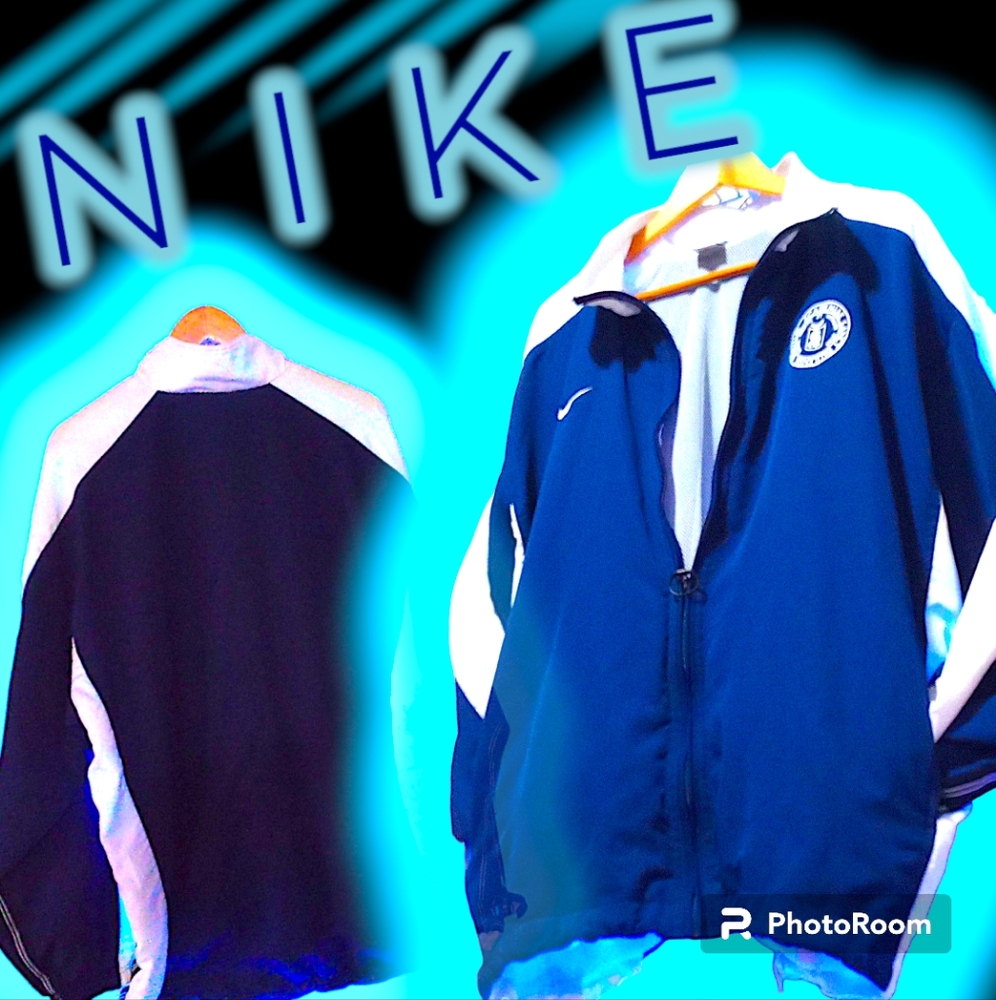 Nike Dark Blue and White Windbreaker - Extra Large